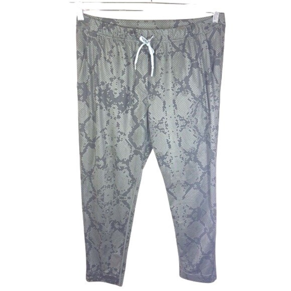 Lululemon Jet‎ Crop Pant 26" Green Snakeskin Size 12 Active Streetwear Outdoor